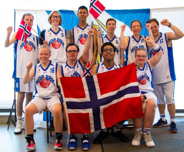 TV2 saster på Hop Stars